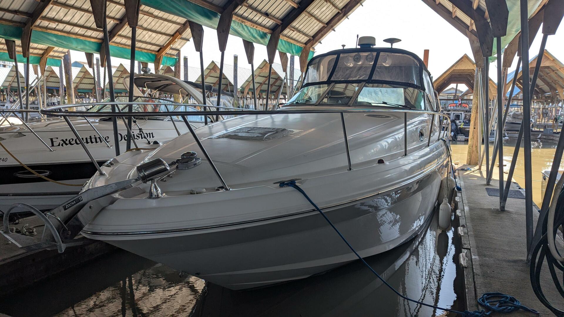 2004 Sea Ray 340 Sundancer - Image 2