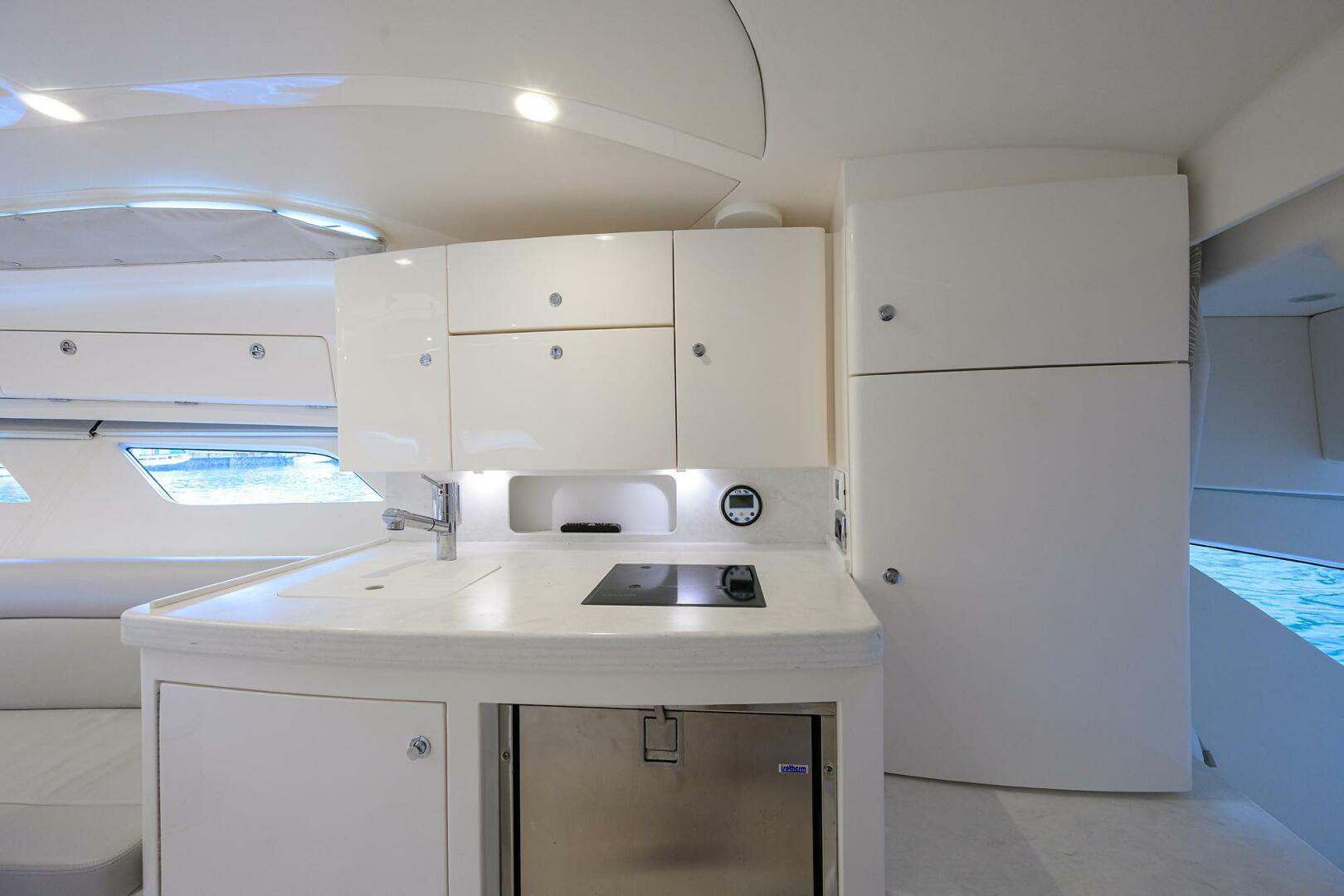 2023 Intrepid 41 Valor - Image 30