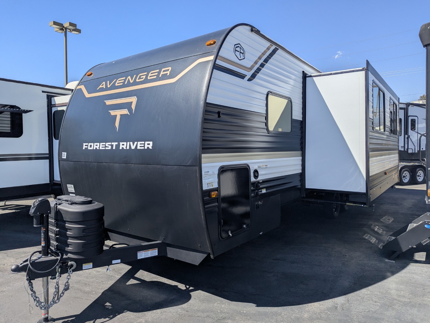 2027 Forest River Avenger 26DBS - Image 3