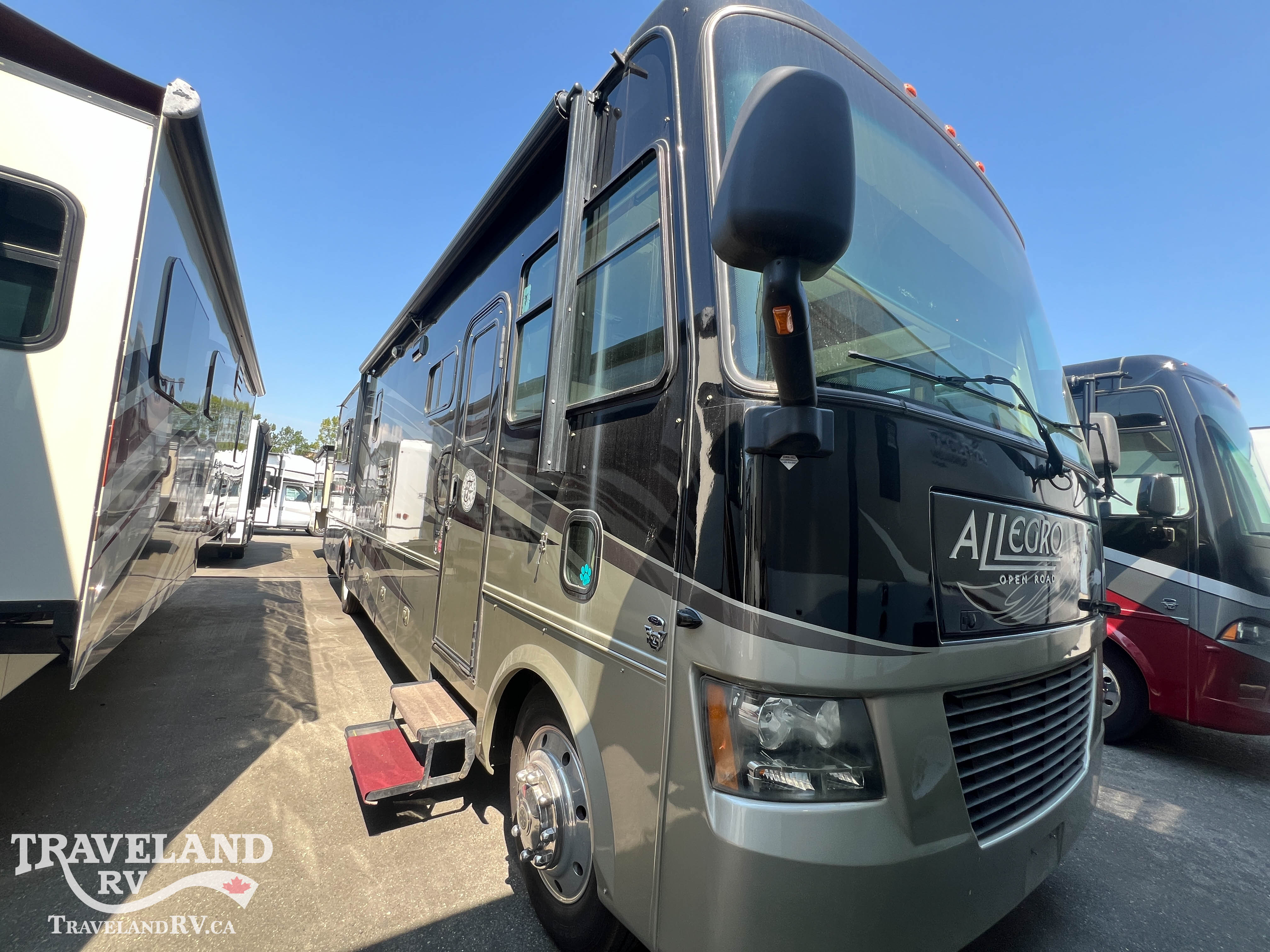 2012 Tiffin Allegro 36 LA - Image 3