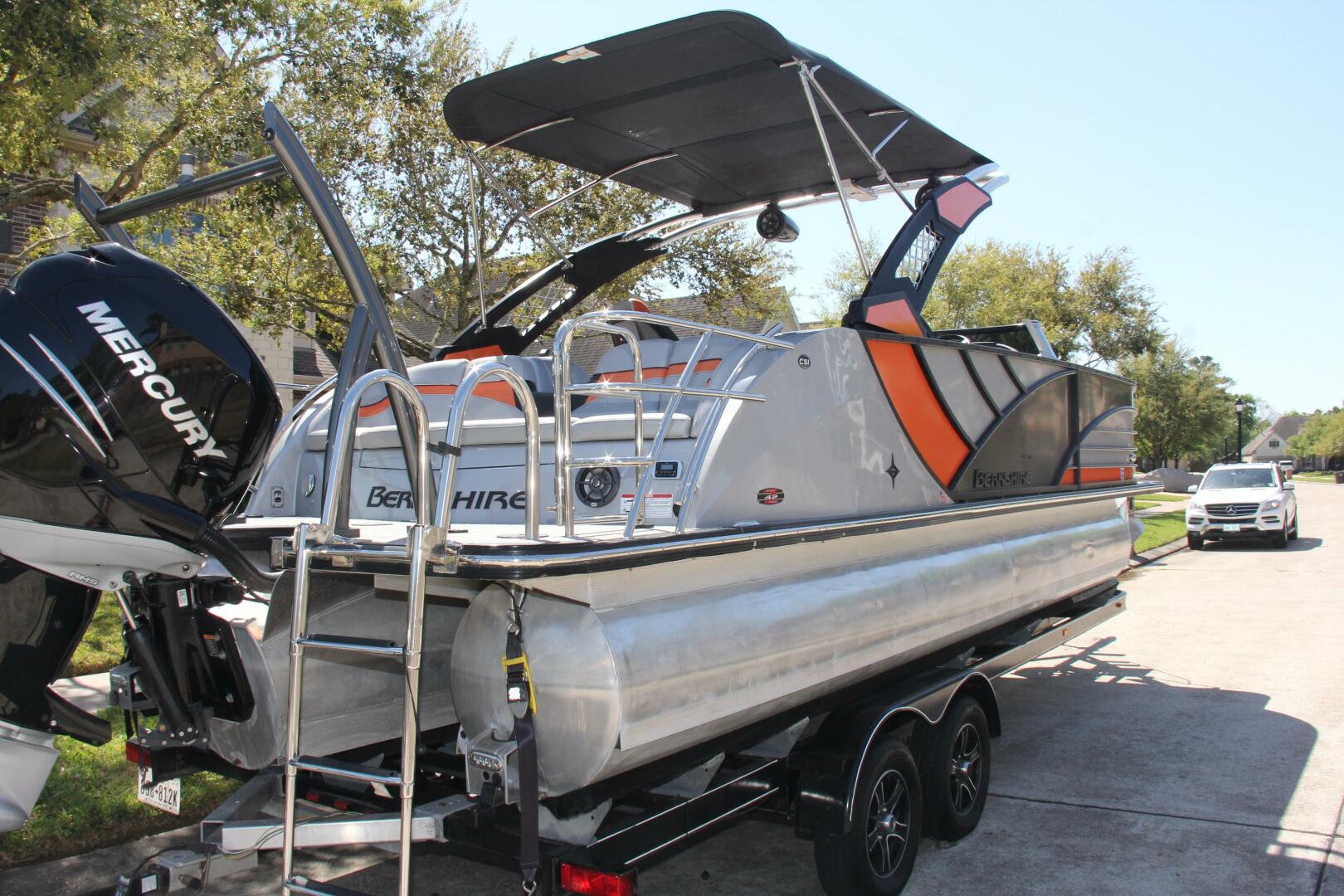2021 Berkshire 25 Sport CL - Image 61