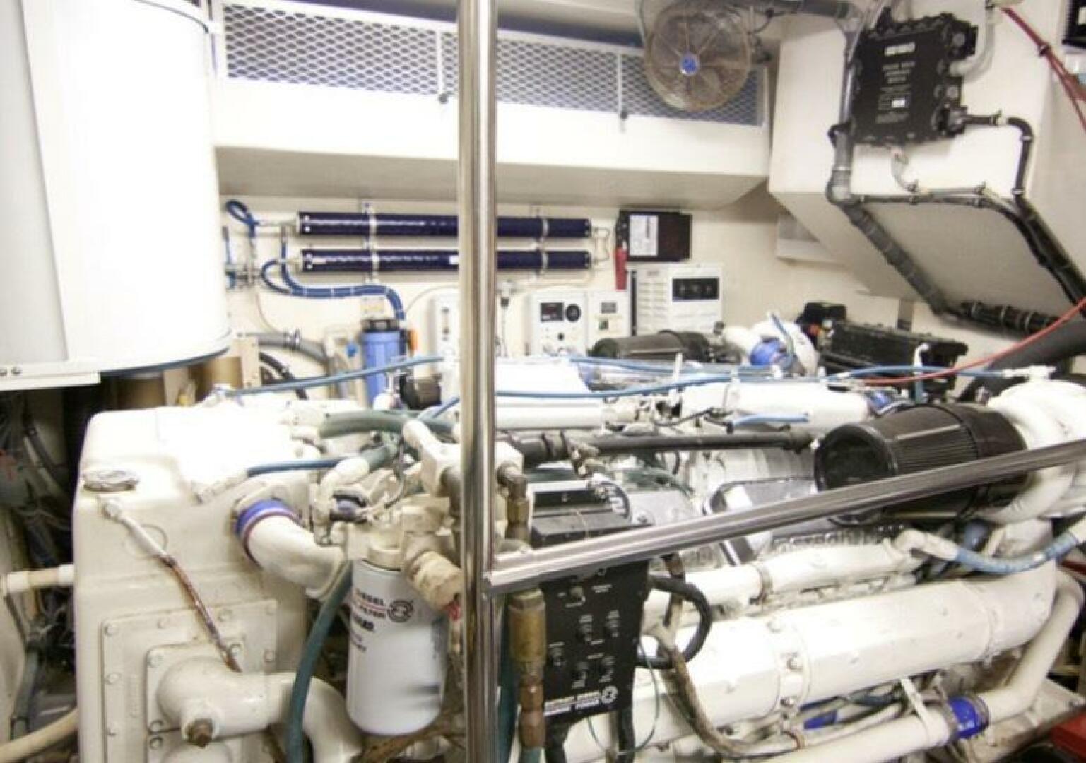 1994 Hatteras 70 Cockpit Motor Yacht - Image 70