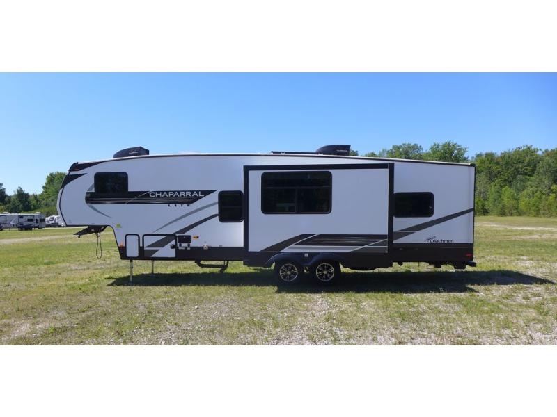 2022 Coachmen Chaparral Lite 274BH - Image 7