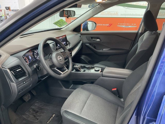 2022 Nissan Rogue Utility 4D SV AWD - Image 17
