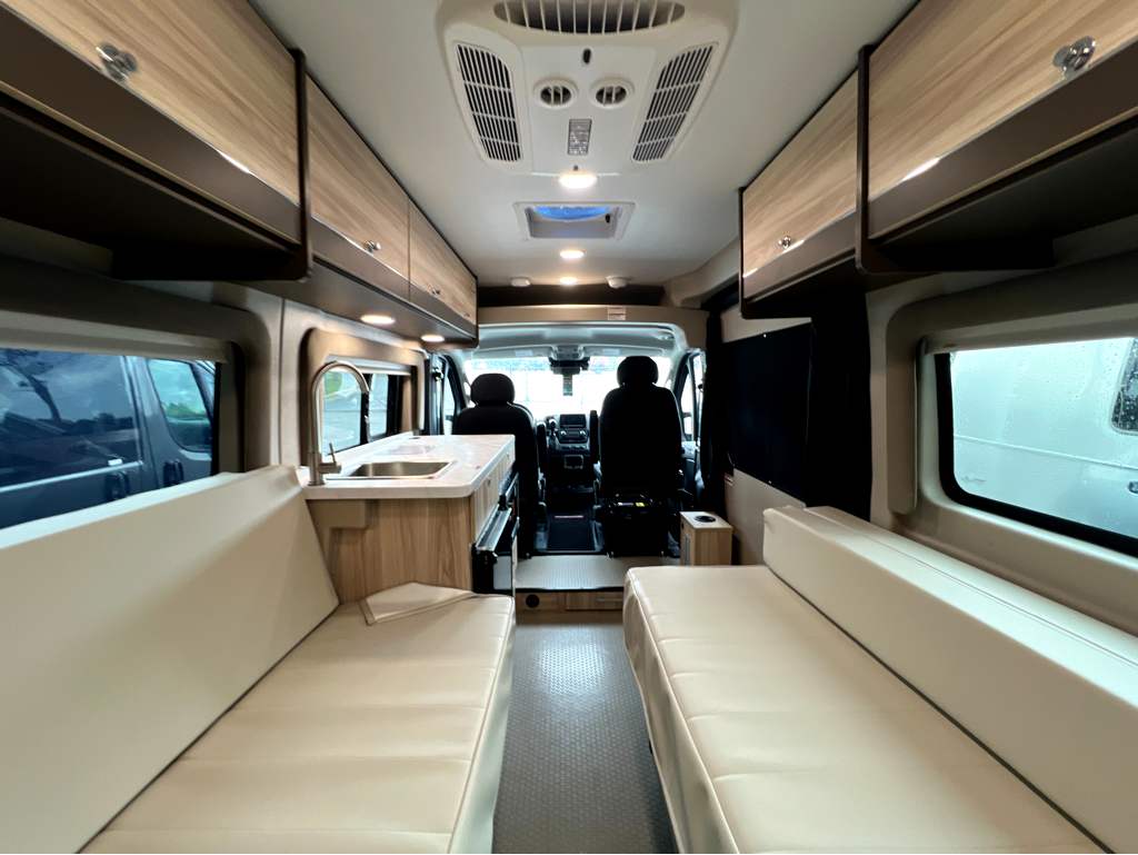 2027 ENTEGRA COACH ETHOS 20T - Image 20