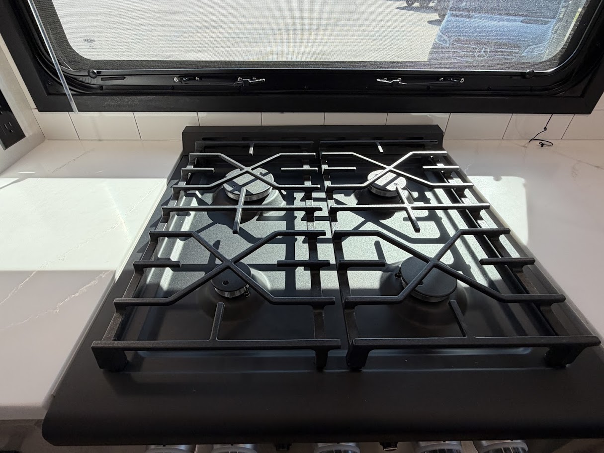 2026 JAYCO PINNACLE 38FBRK - Image 31
