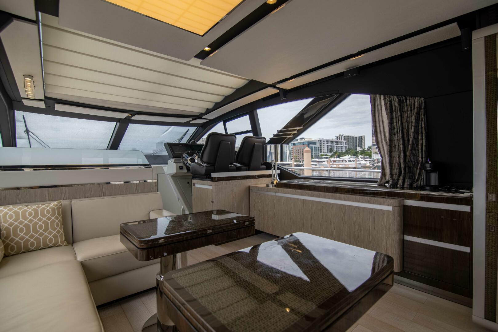 2019 Azimut S7 - Image 14