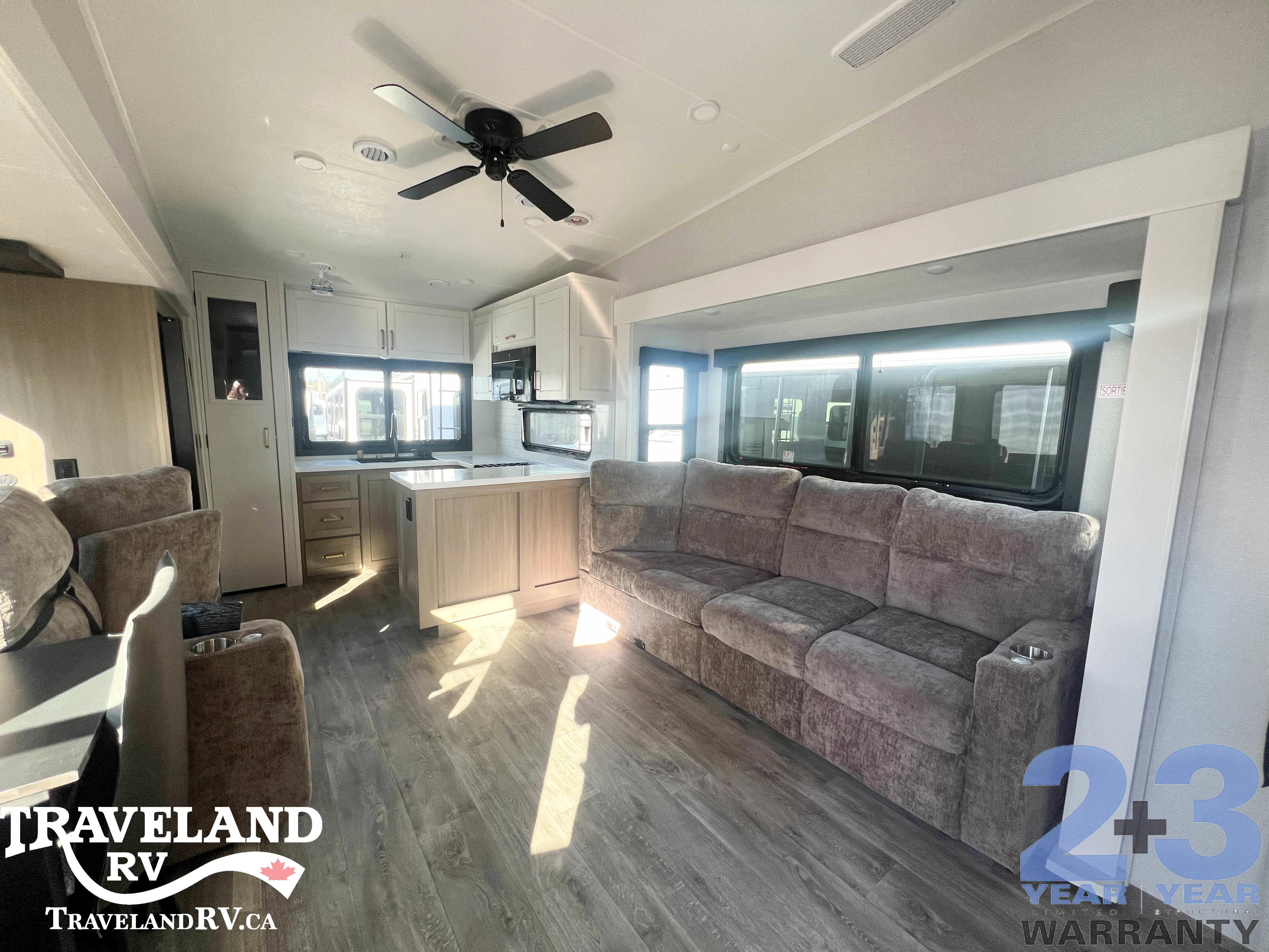 2026 Jayco Eagle 365UKTS - Image 3
