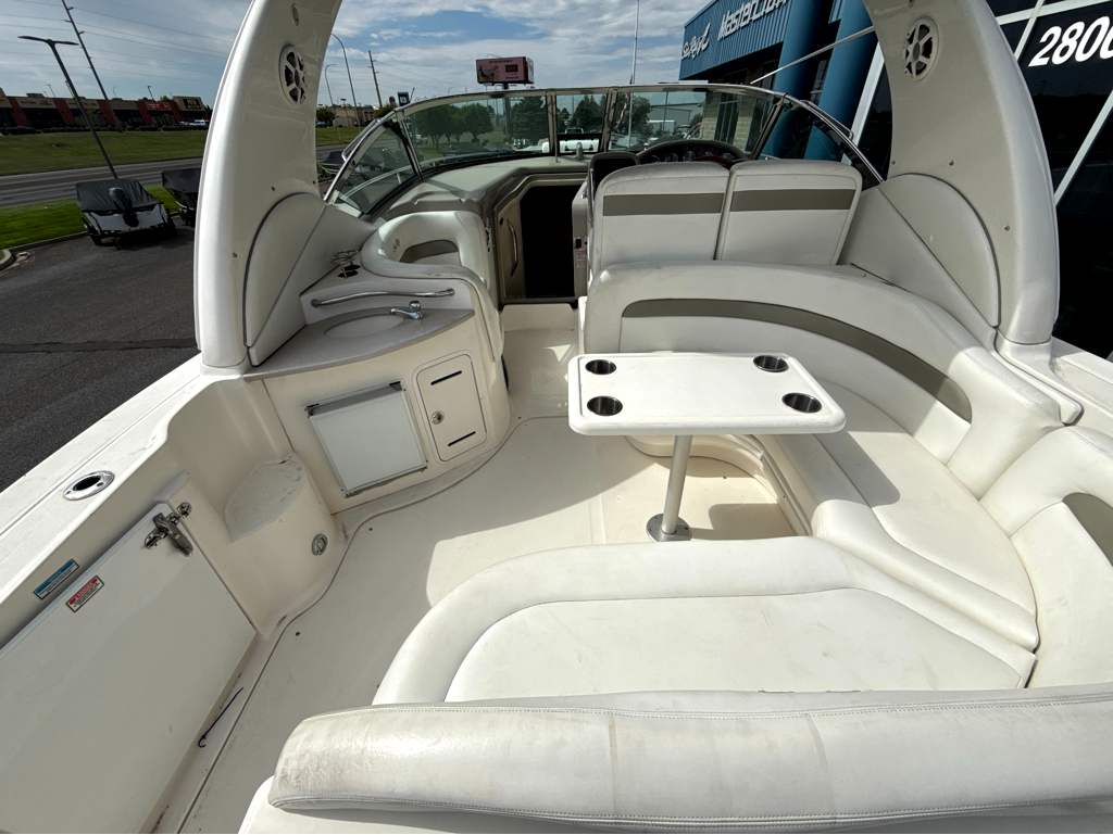 2006 Sea Ray 320 Sundancer - Image 8