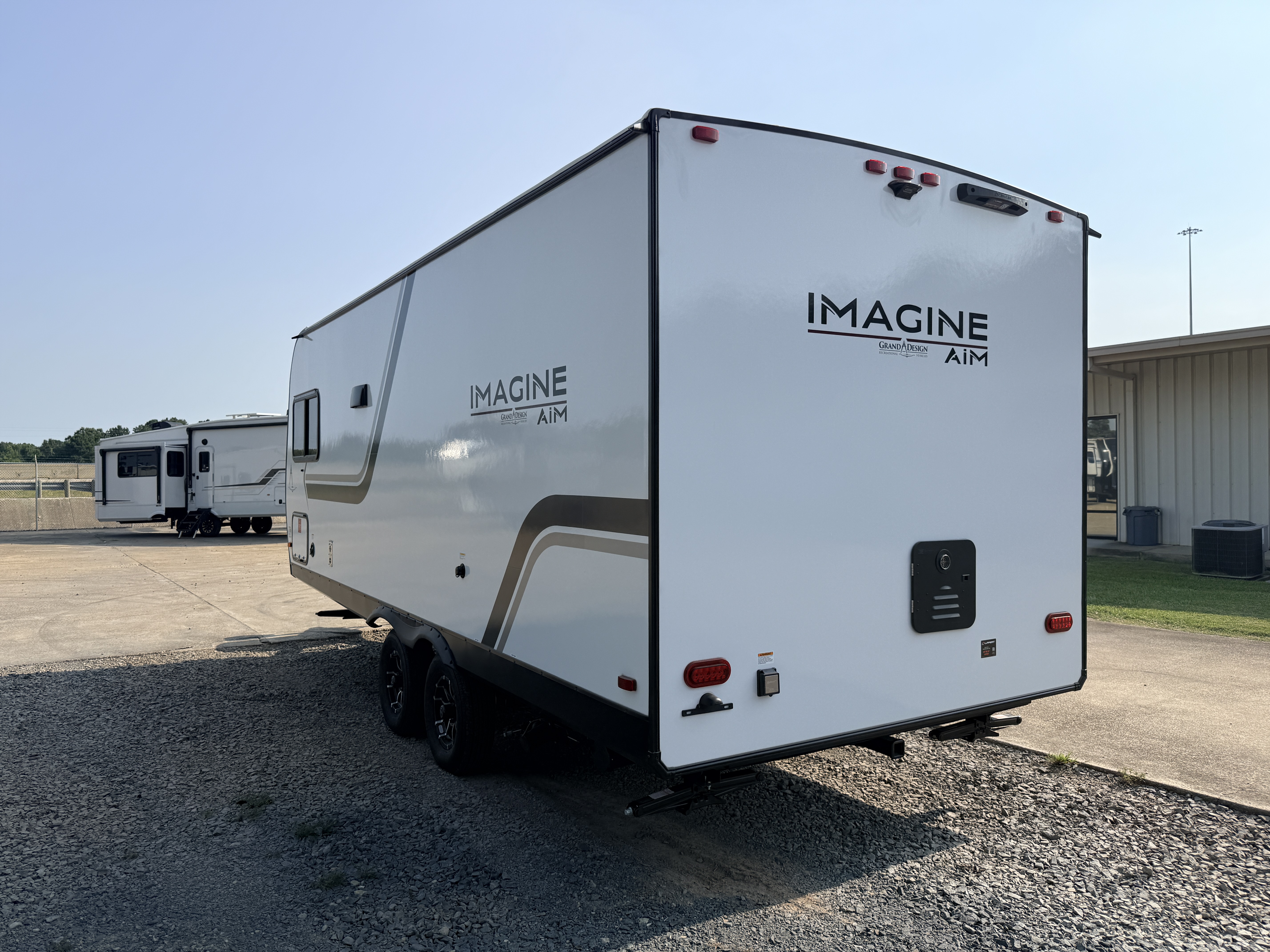 2027 Grand Design Imagine AIM 20BHA - Image 6