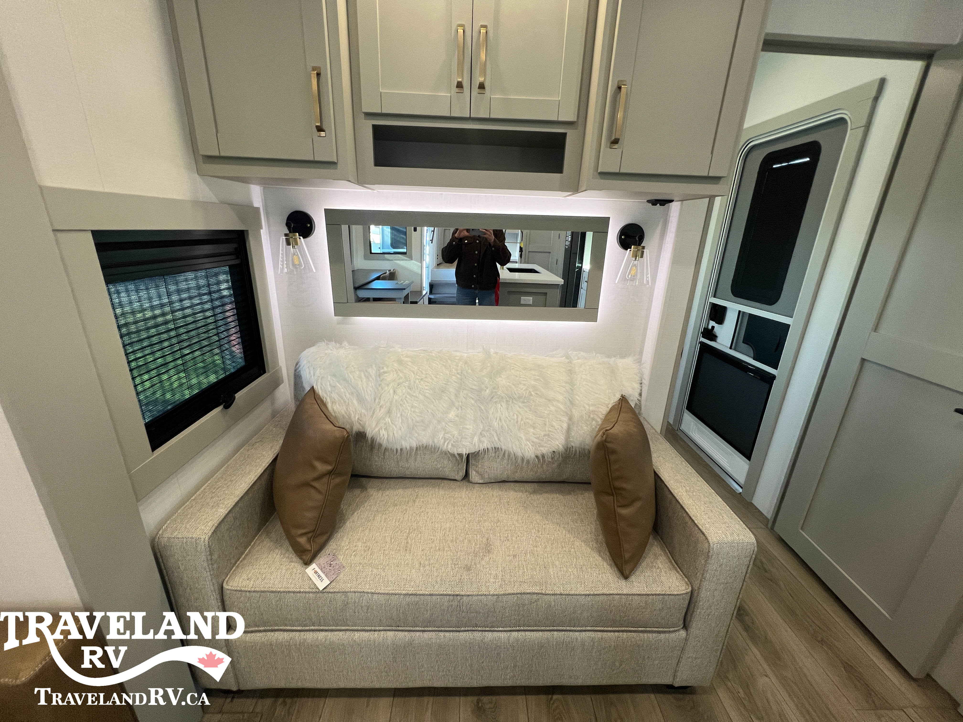 2026 Brinkley RV Model Z 3515 - Image 24