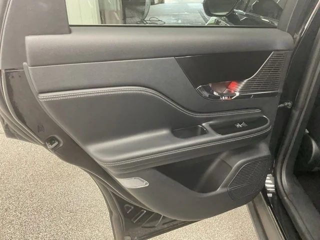 2022 Lincoln Corsair Utility 4D Reserve AWD - Image 20
