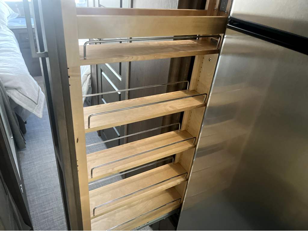 2026 AIRSTREAM CLASSIC 30RBT - Image 14