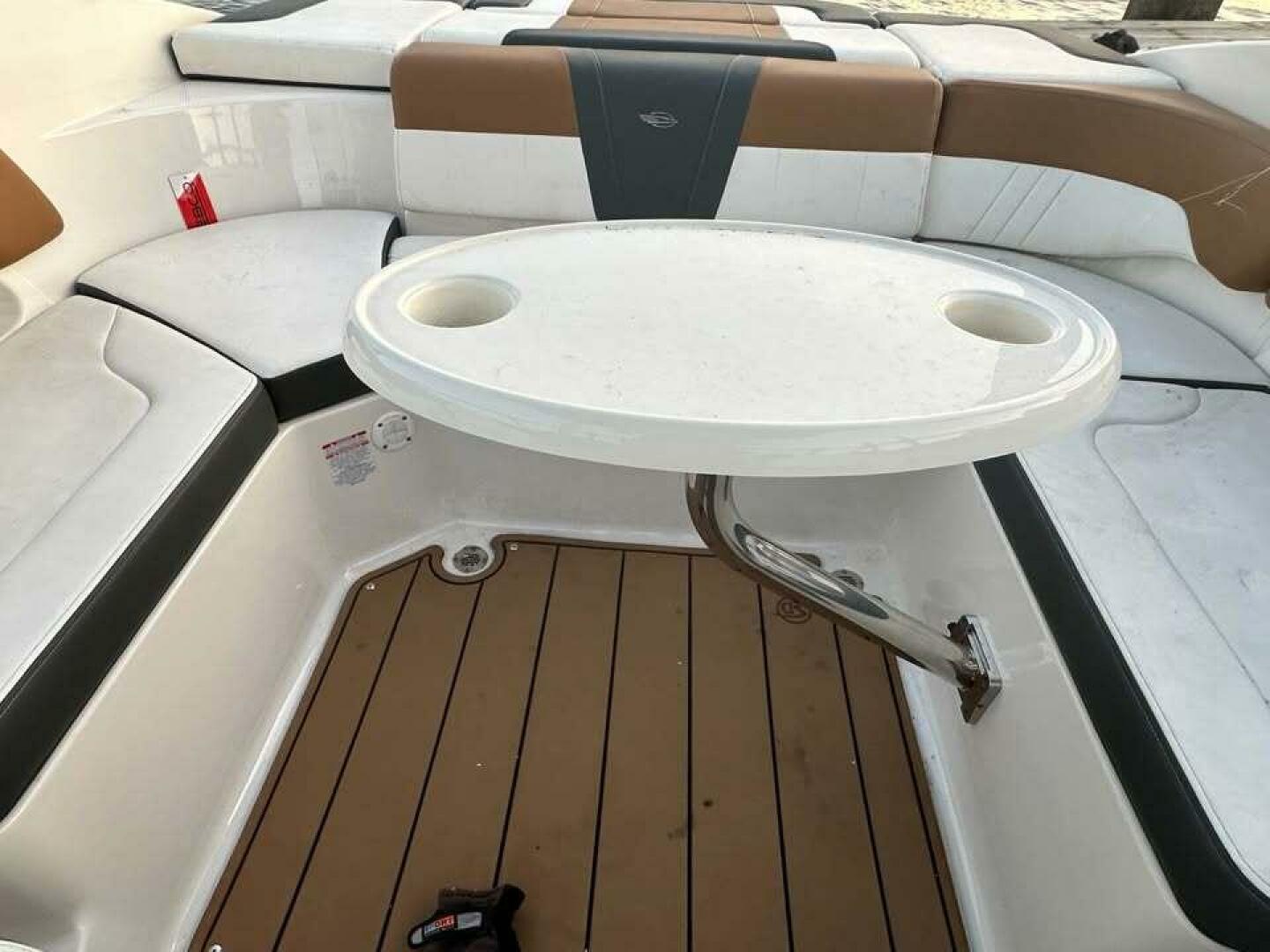 2023 Chaparral 230 SSi - Image 8