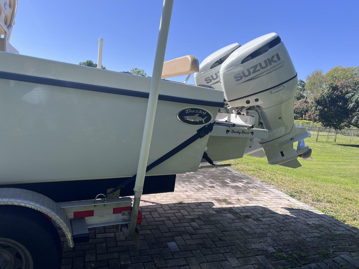 2022 Dusky 278 CENTER CONSOLE - Image 6