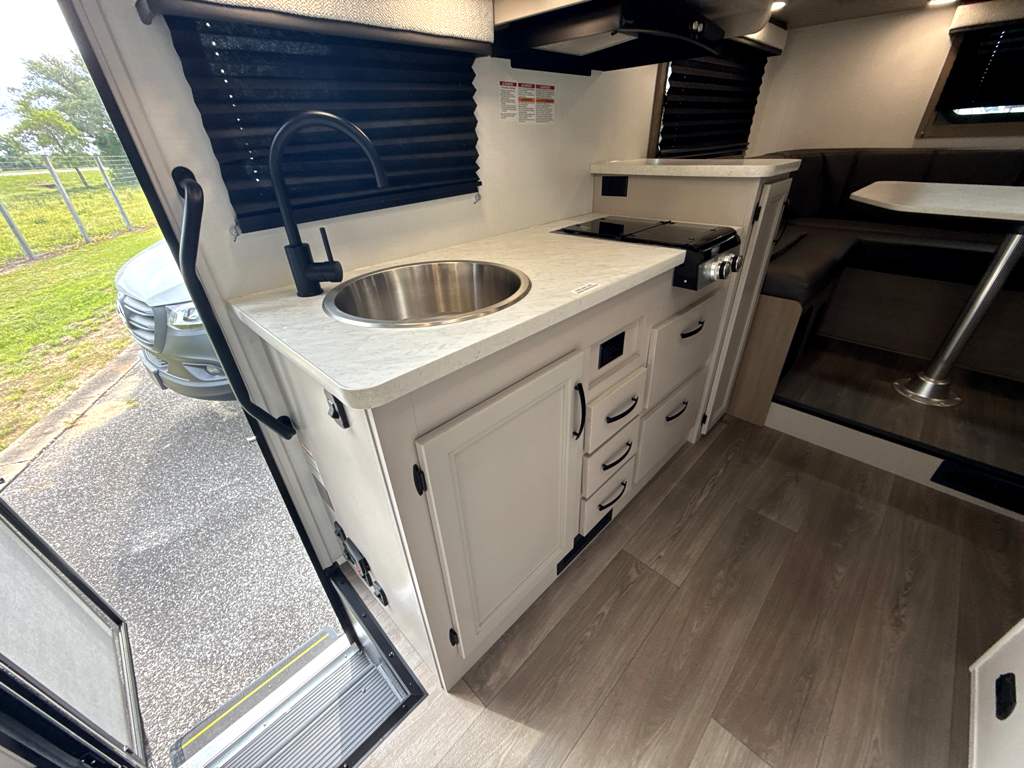 2027 JAYCO REDHAWK SE 20LF - Image 14