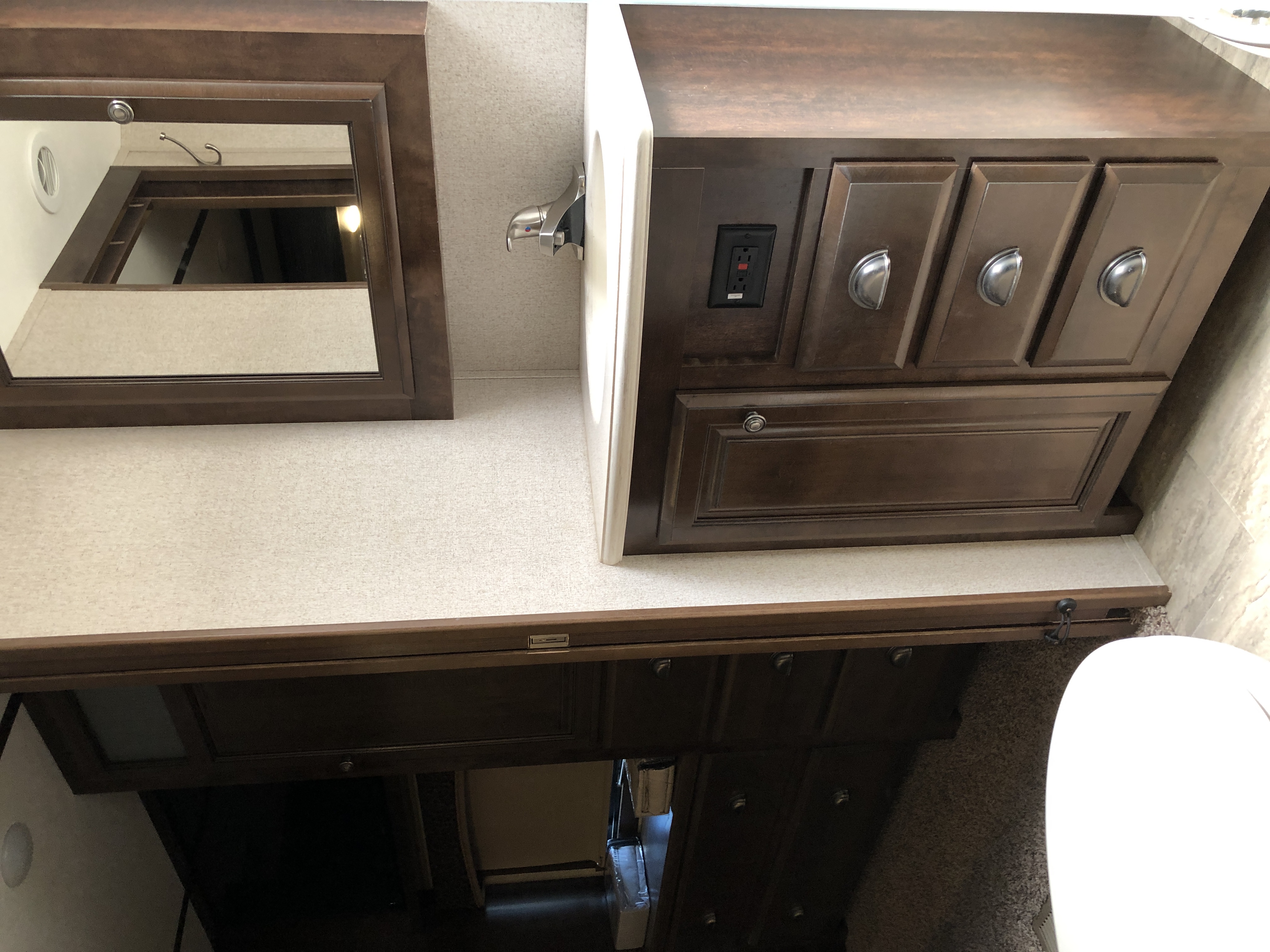 2017 REDWOOD RV 3821RL - Image 38