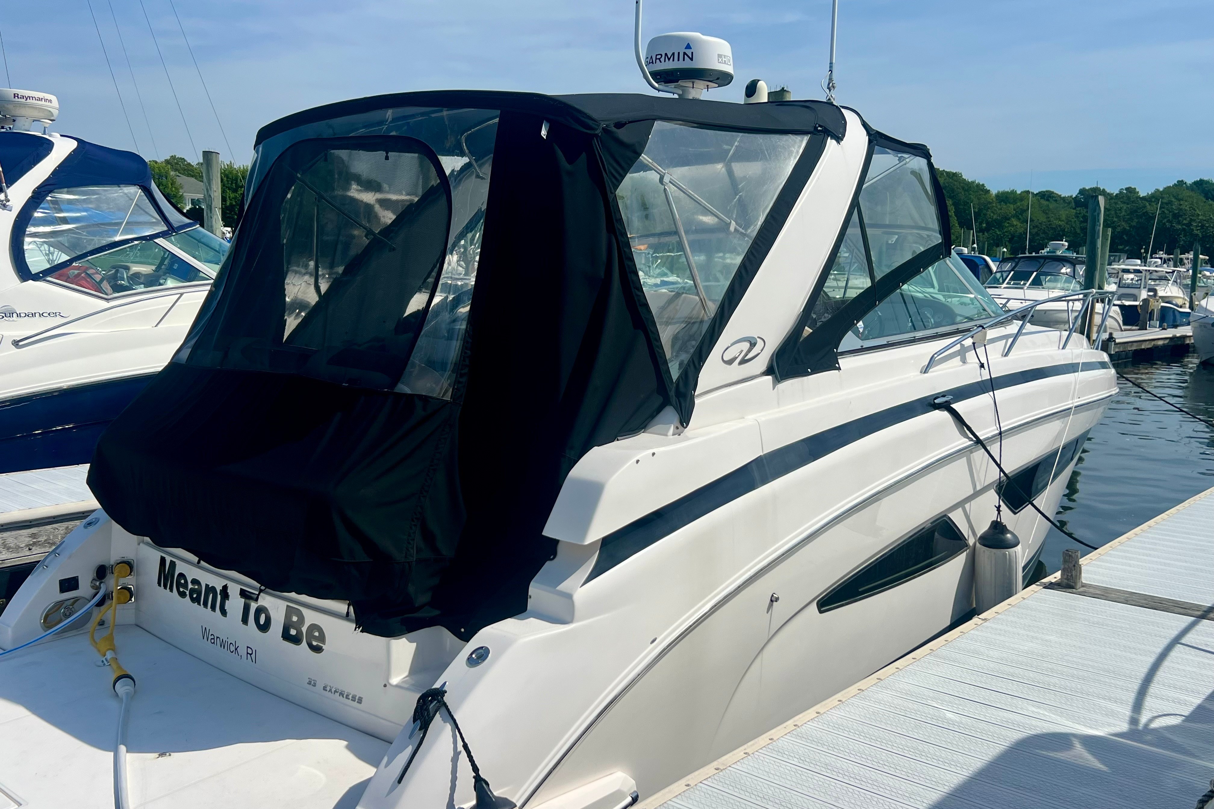 2017 Regal 33 Express - Image 5