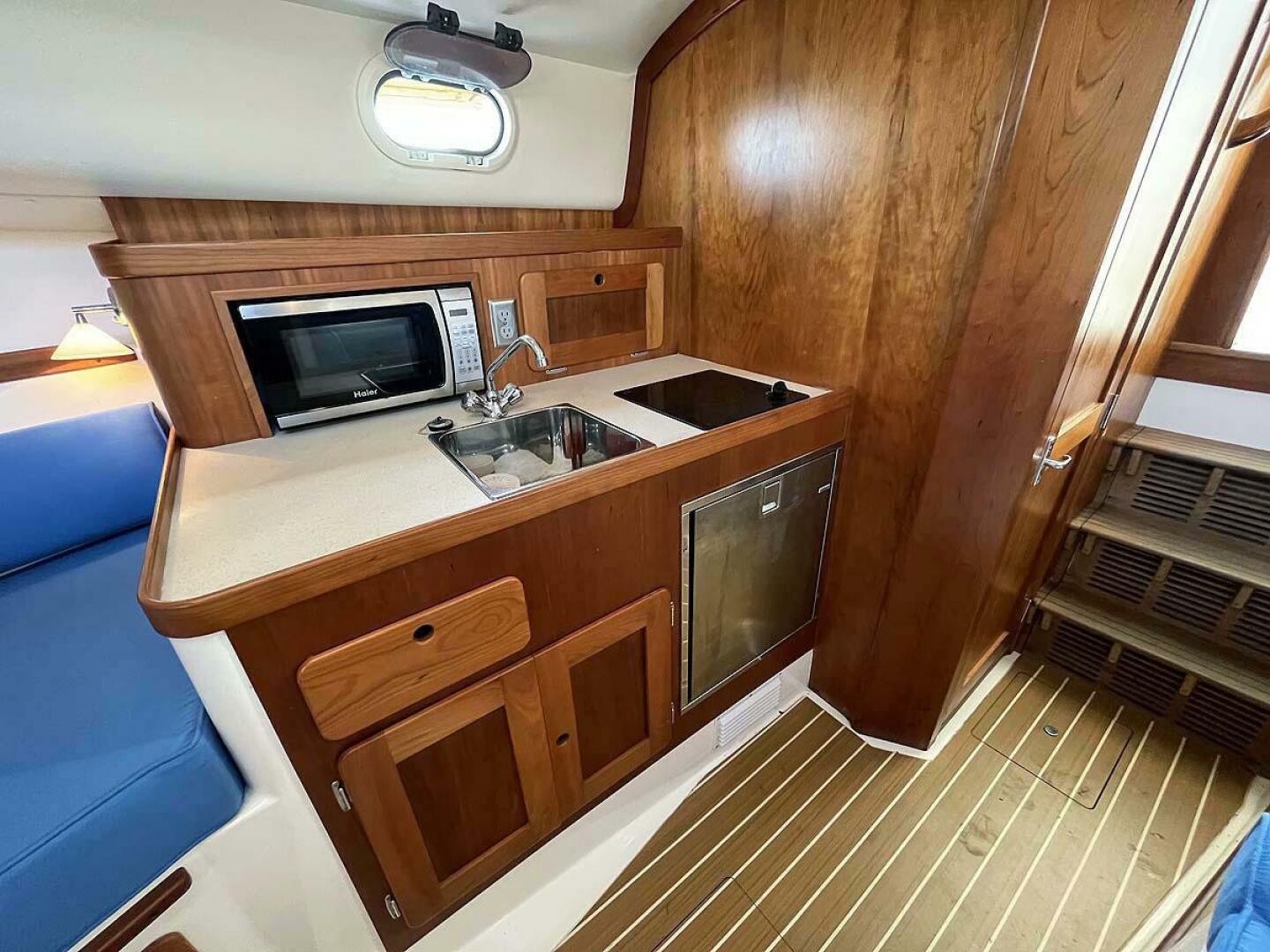 2013 Hunt Yachts Harrier 36 - Image 33