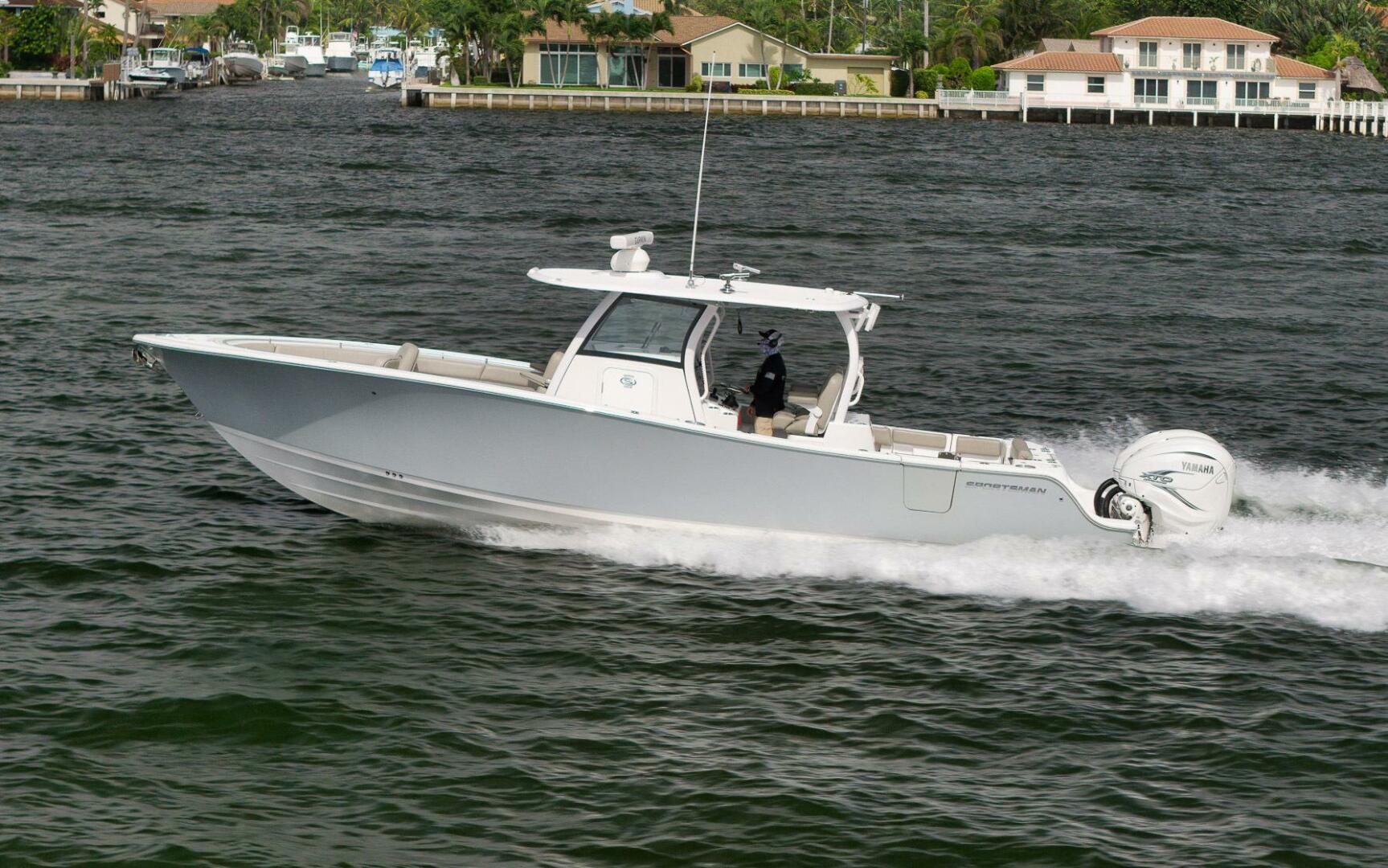 2022 Sportsman 352 - Image 26