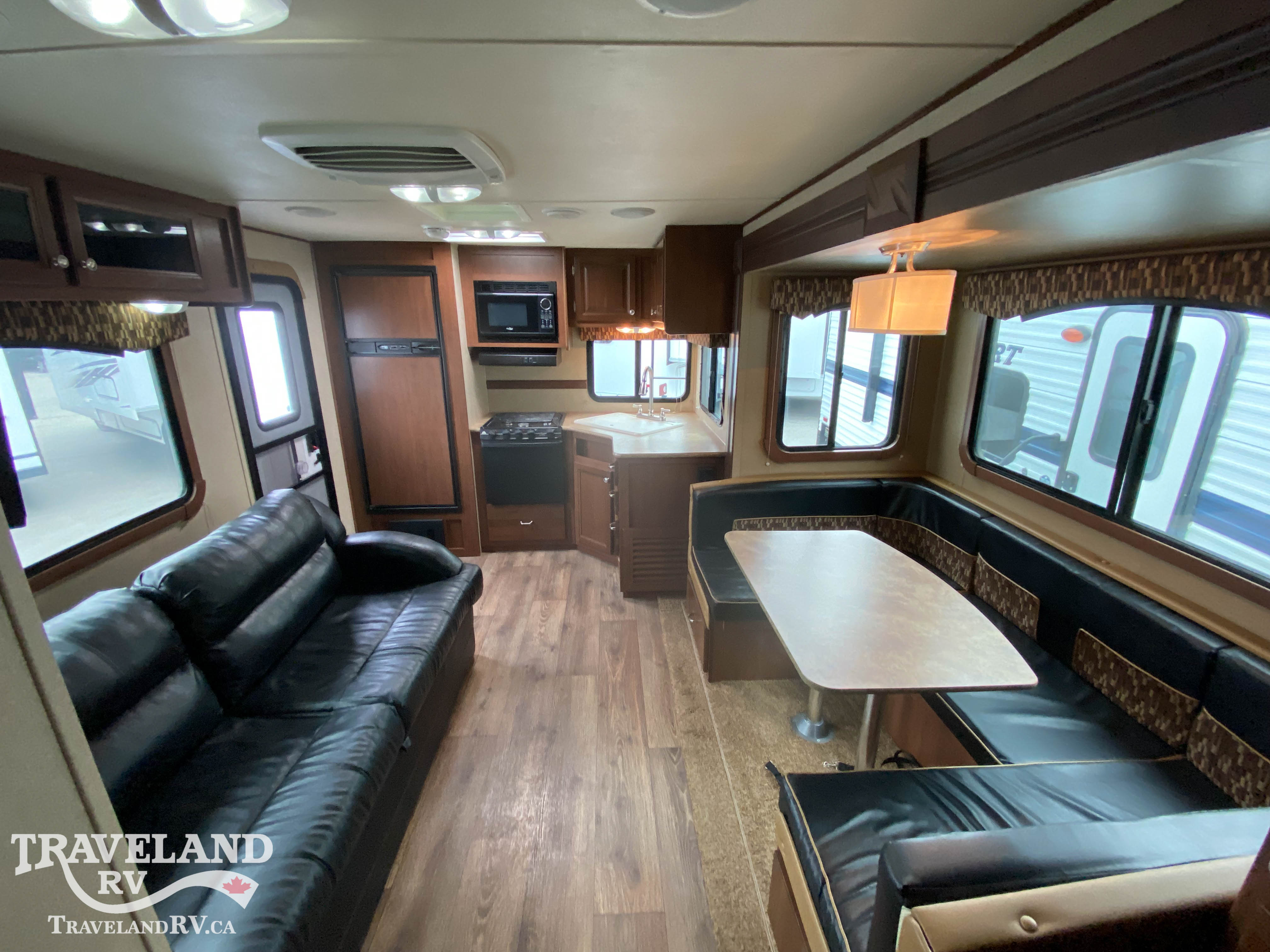 2014 Dutchmen Denali 2461RK Trail Edition - Image 7
