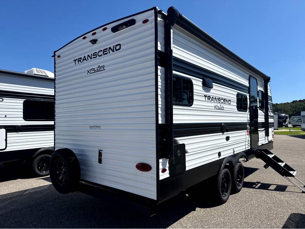 2027 GRAND DESIGN TRANSCEND 20MKX - Image 4