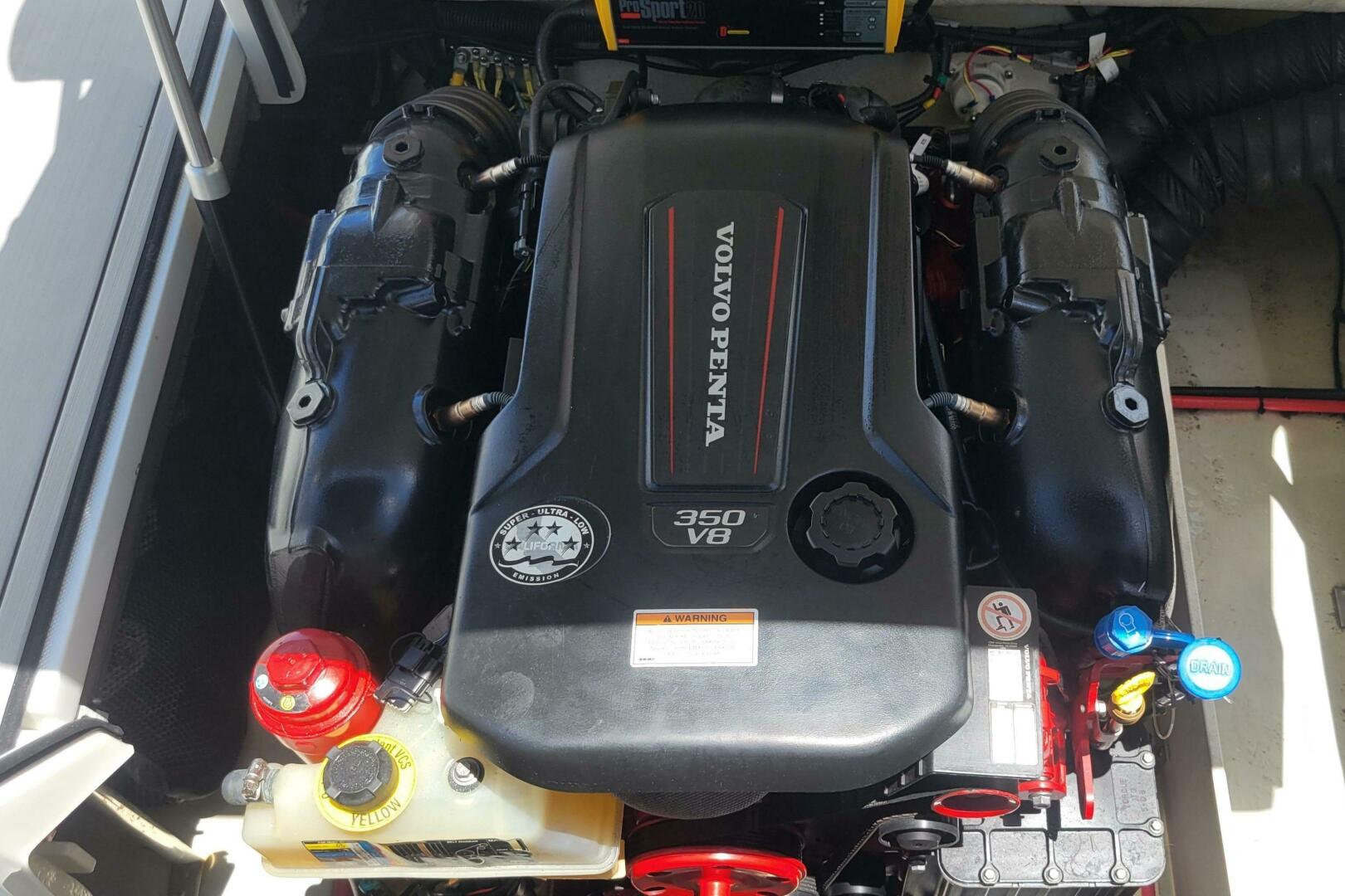 2018 Cobalt 26SD Base - Image 13