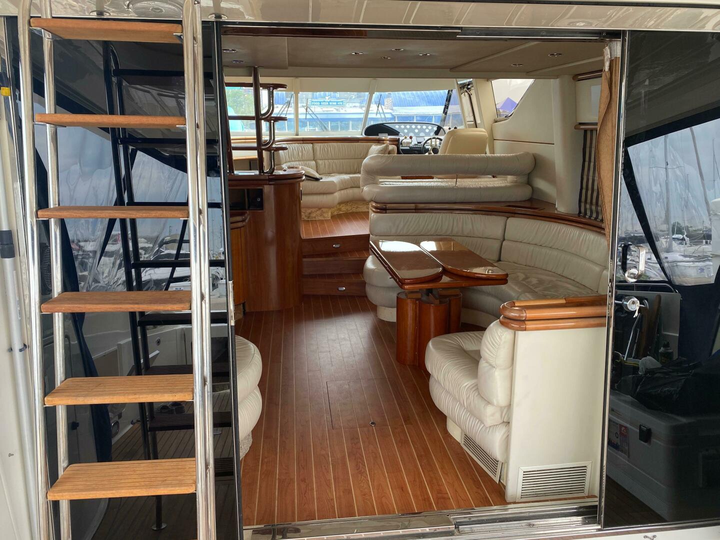 1998 Sunseeker 62 Manhattan - Image 11