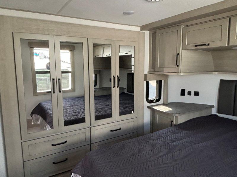 2025 Grand Design Momentum M-Class 344M - Image 34