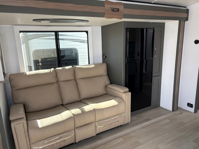 2026 Keystone Bullet Crossfire 2530RDWE - Image 9