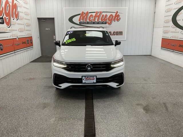 2022 Volkswagen Tiguan Utility 4D SE R-Line Black 2WD - Image 2