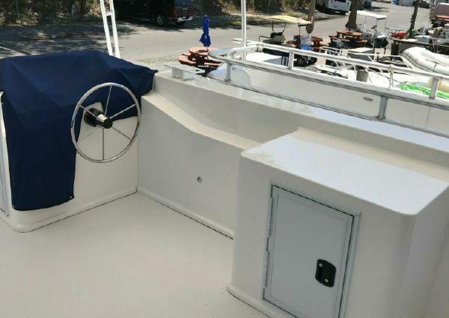 2017 Sumerset Houseboat - Image 41