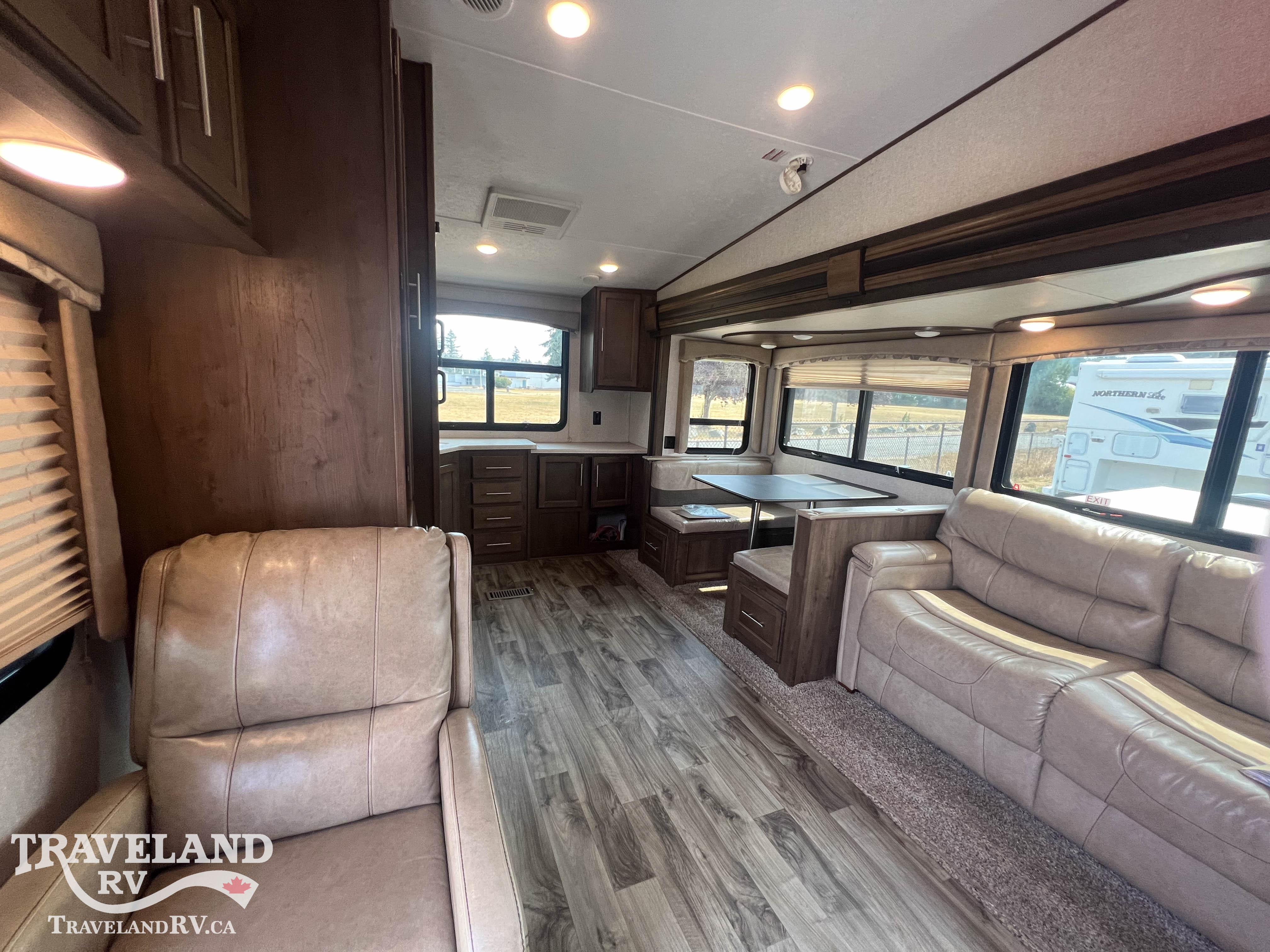 2018 Keystone Cougar Half-Ton West 279RKSWE - Image 3