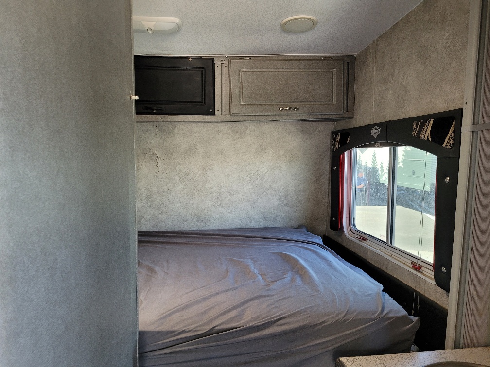 2008 Weekend Warrior 2500FS - Image 11