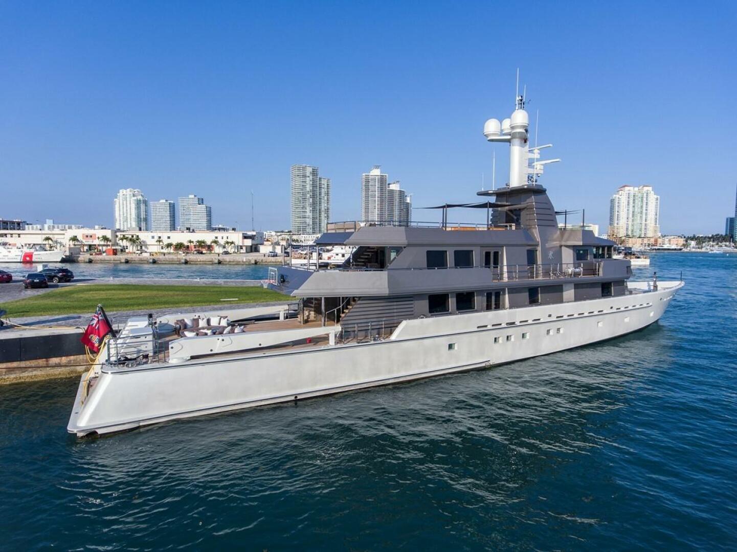 2004 Oceanfast - Image 3
