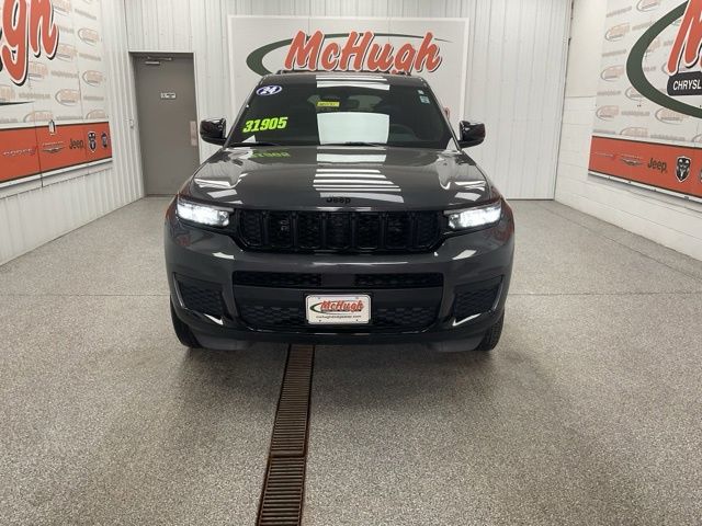 2024 Jeep Grand-Cherokee-L Laredo Altitude 4x4 - Image 2