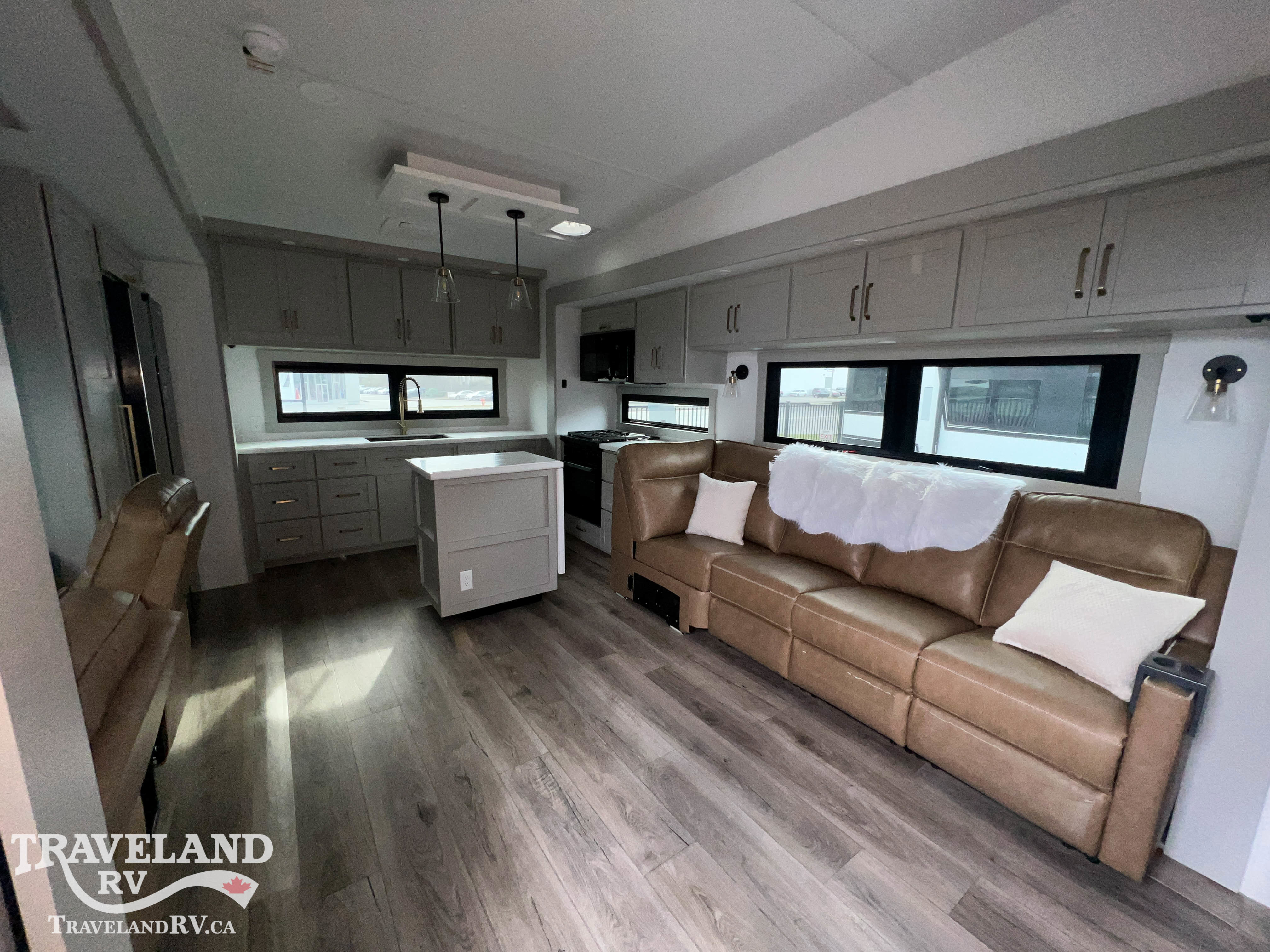 2026 Brinkley RV Model Z 3200 - Image 8