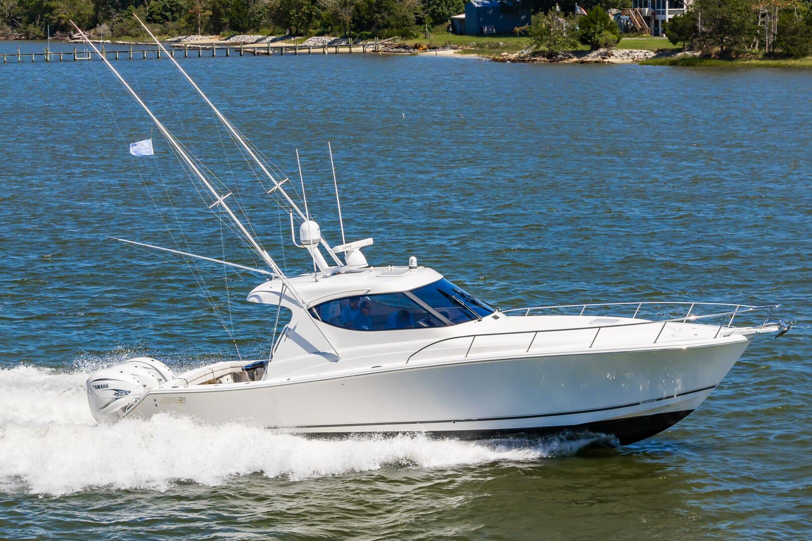 2014 Jupiter 41 Sport Bridge - Image 4