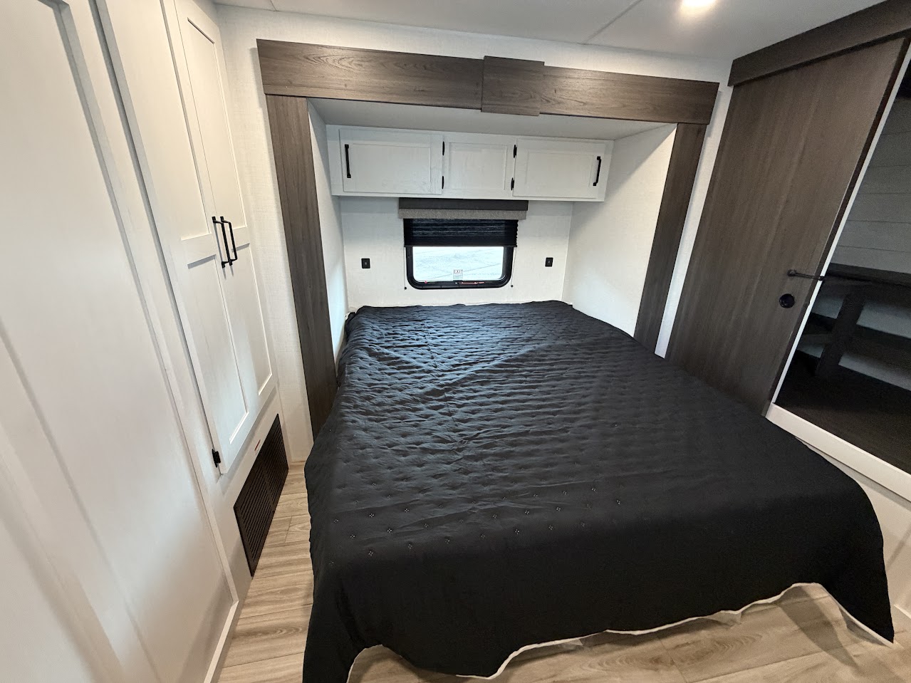 2027 VENTURE RV SIENNA 293VIK - Image 46