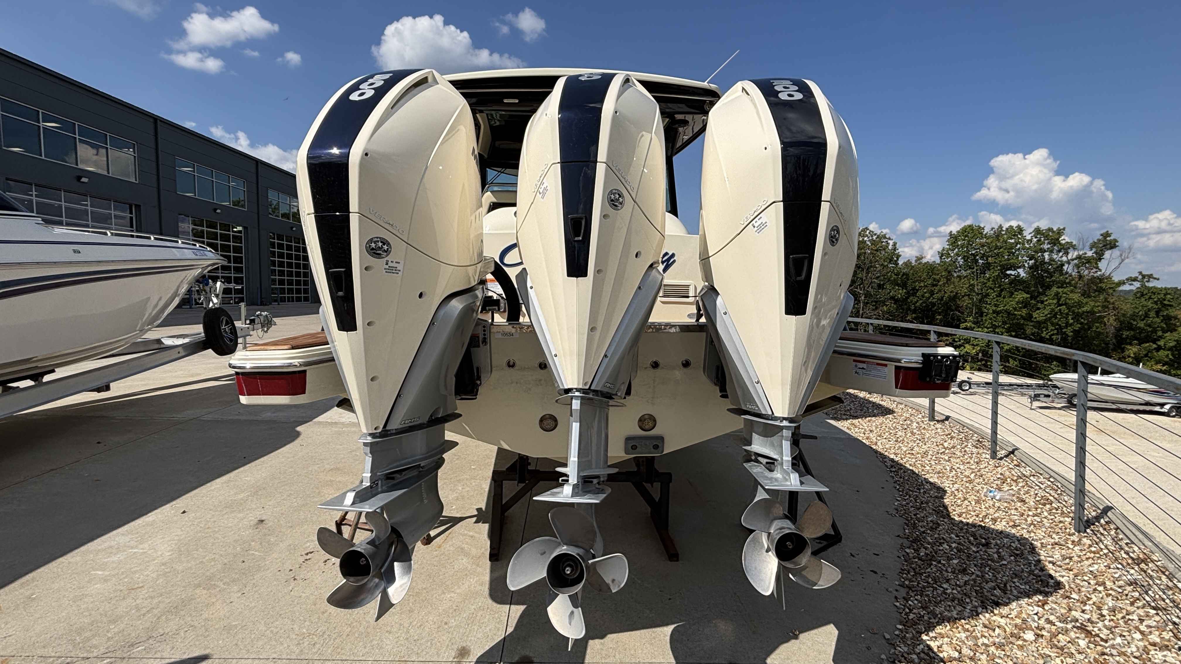 2021 Chris Craft 35 Calypso - Image 5