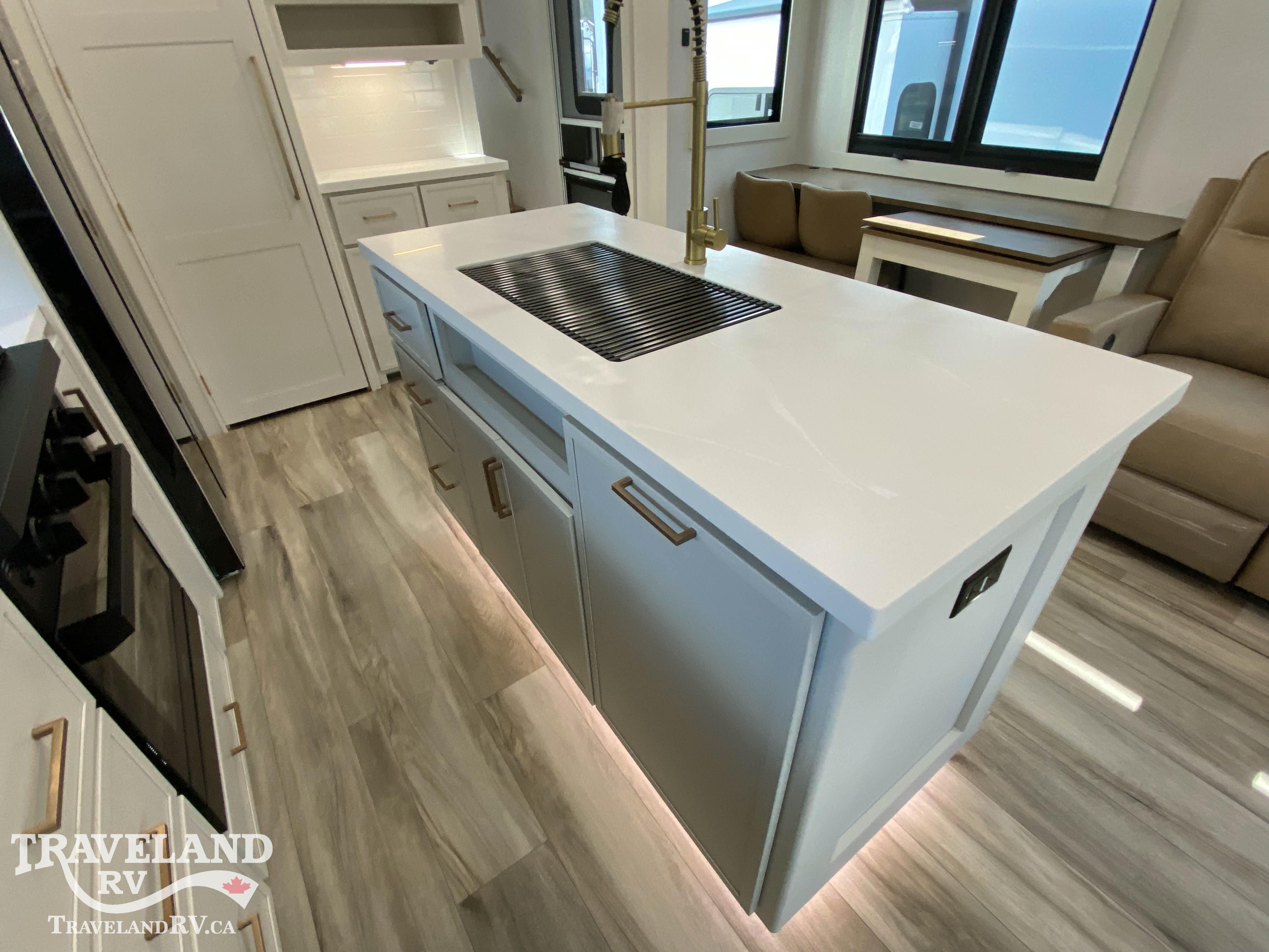 2027 Brinkley RV Model Z 3610 - Image 12