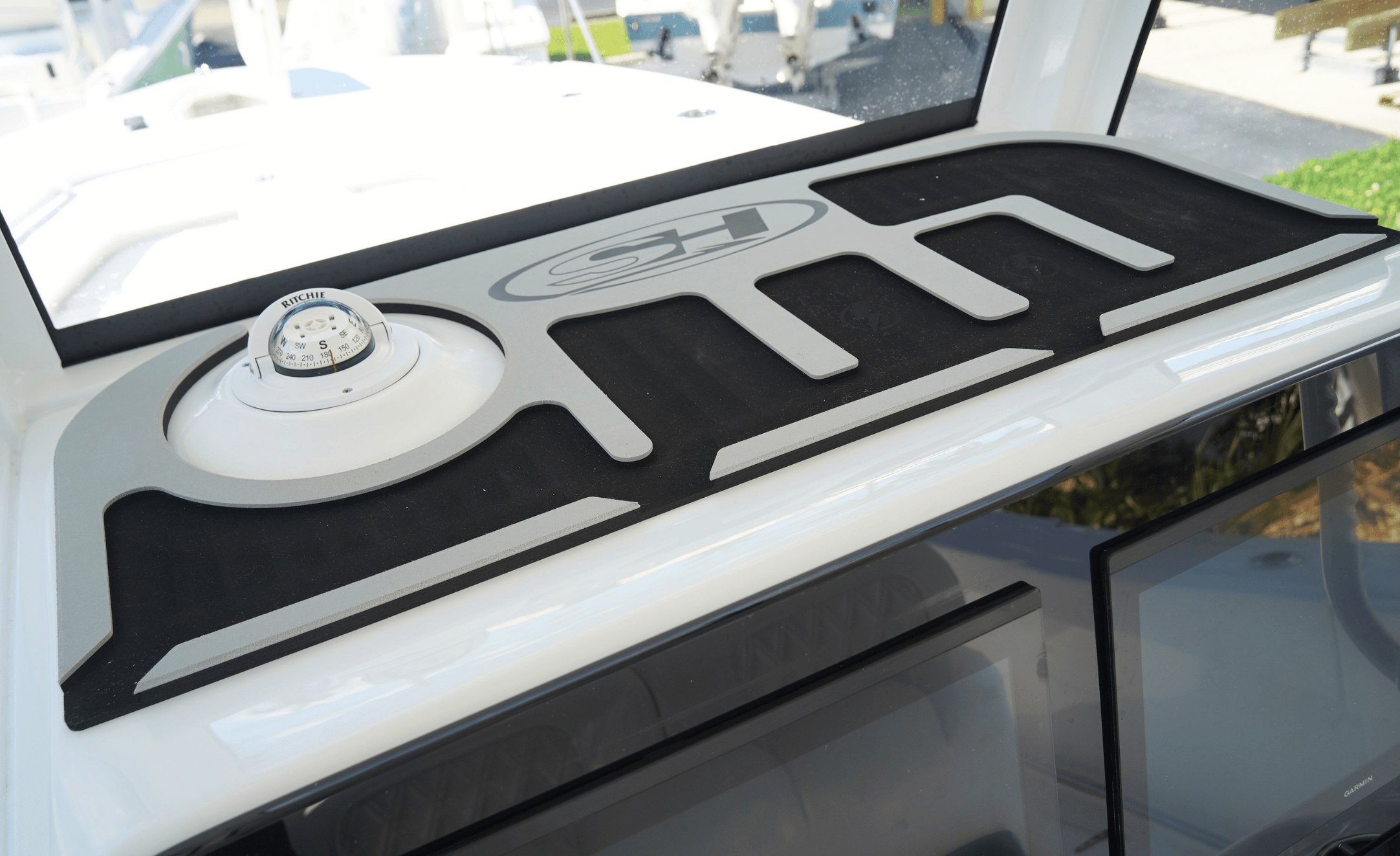2027 SEA HUNT GAMEFISH 30FS - Image 38