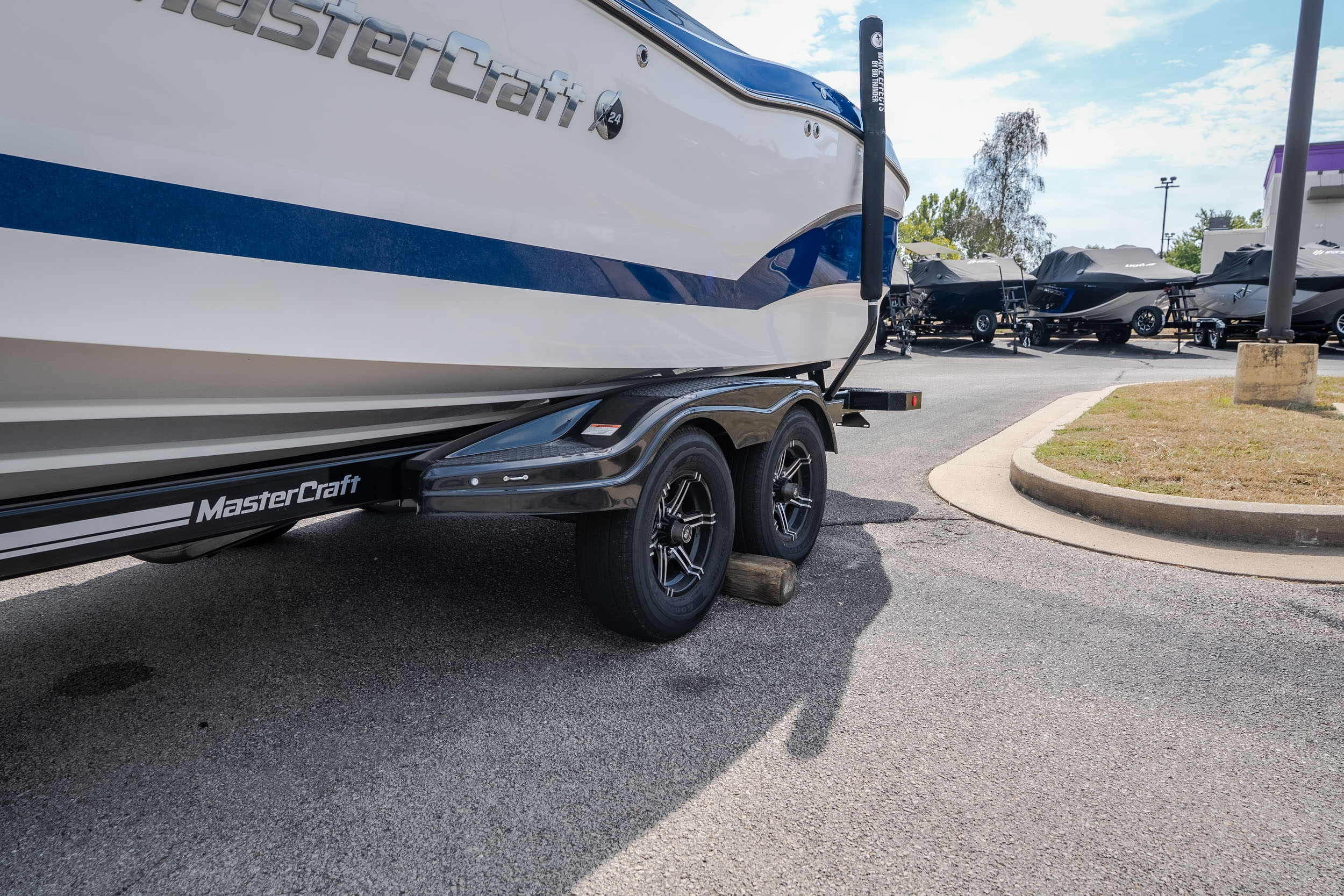 2021 MasterCraft X24 - Image 40