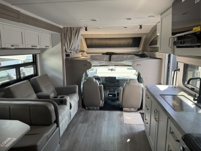2027 JAYCO GREYHAWK 29MV - Image 12