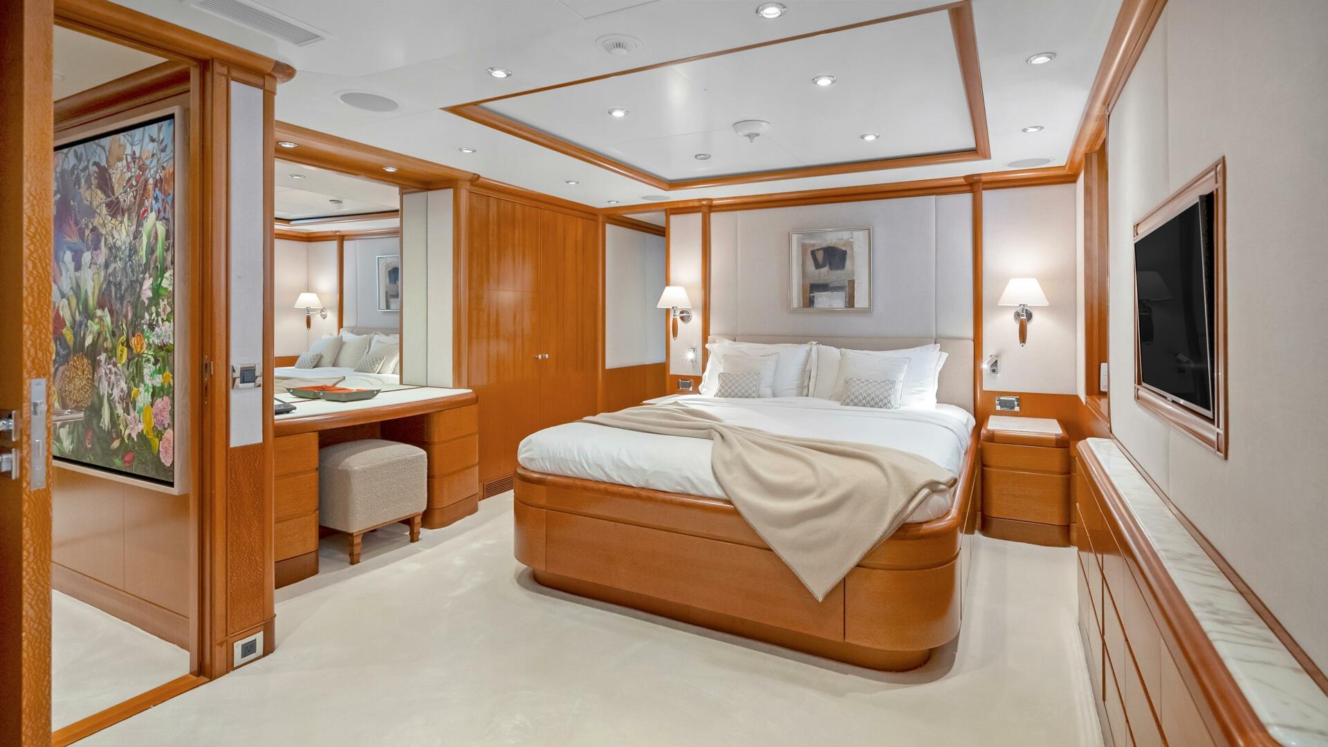 2003 Royal Denship Motor Yacht - Image 26