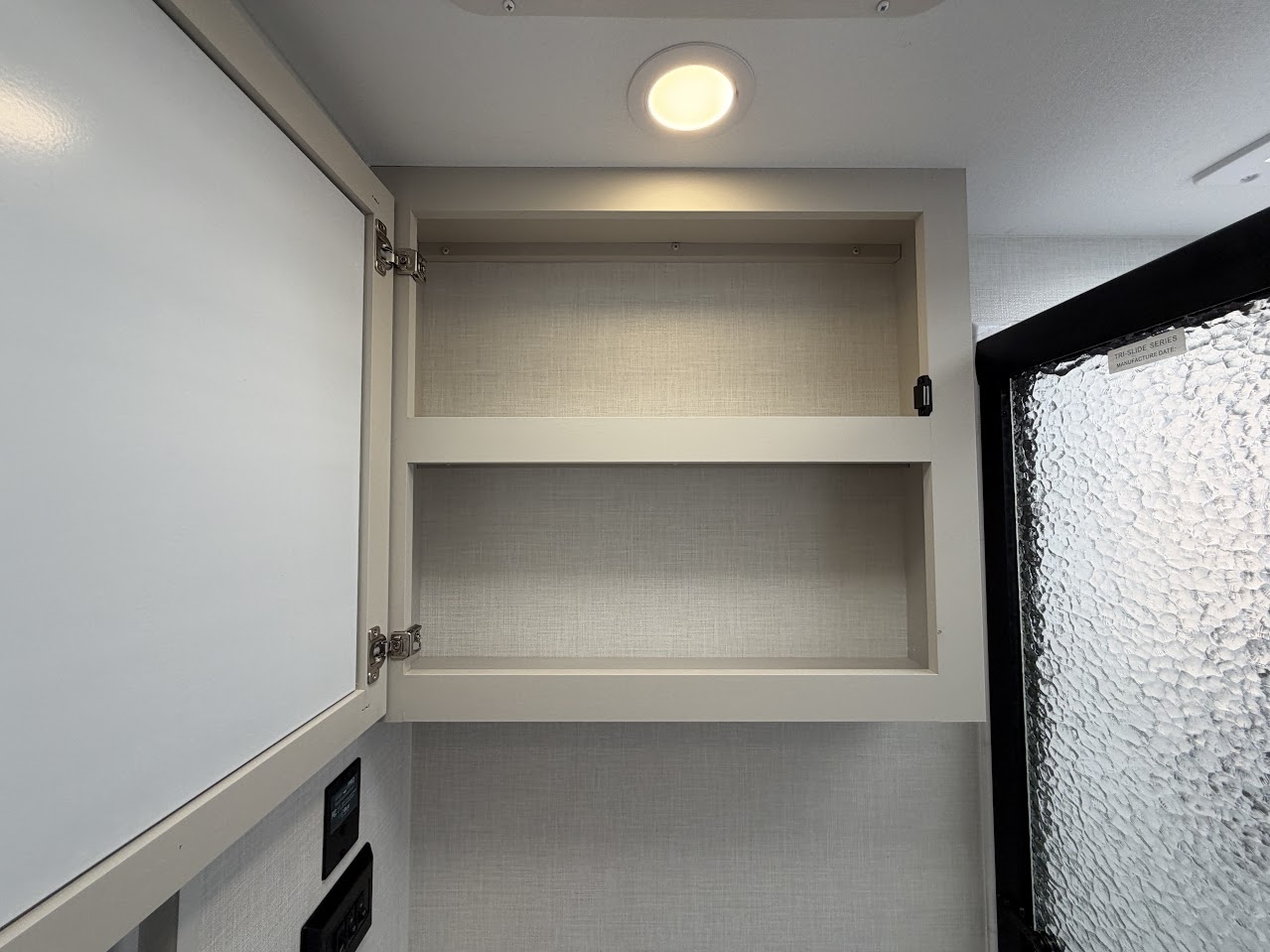 2027 VENTURE RV SPORTTREK 343VIB - Image 54