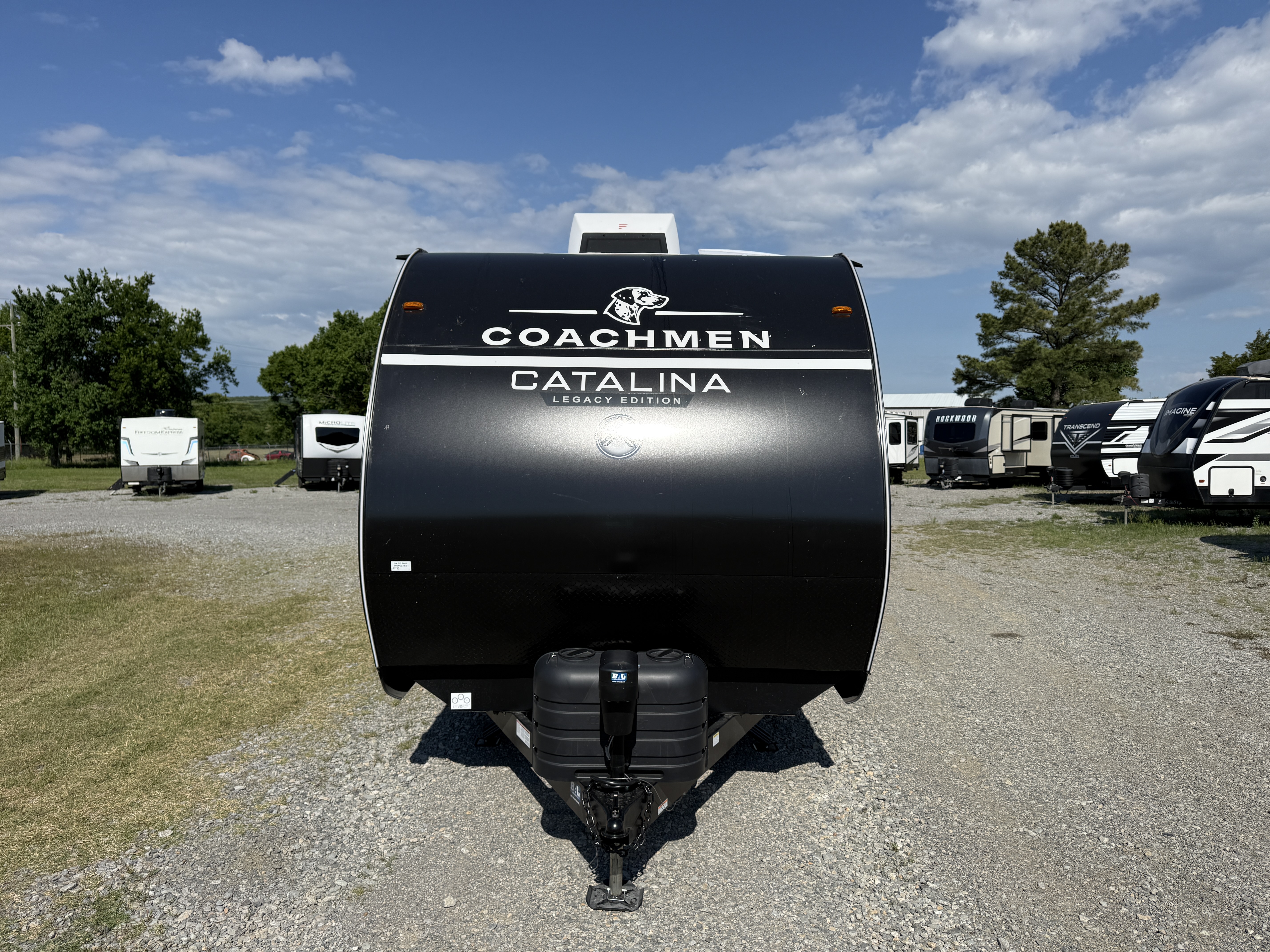 2026 Coachmen Catalina Legacy Edition 283RNR - Image 2
