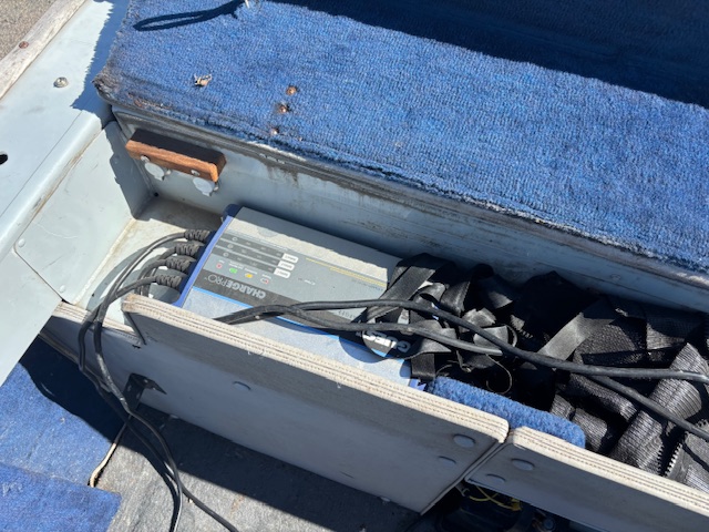 1990 CRESTLINER PHANTOM 160 - Image 20