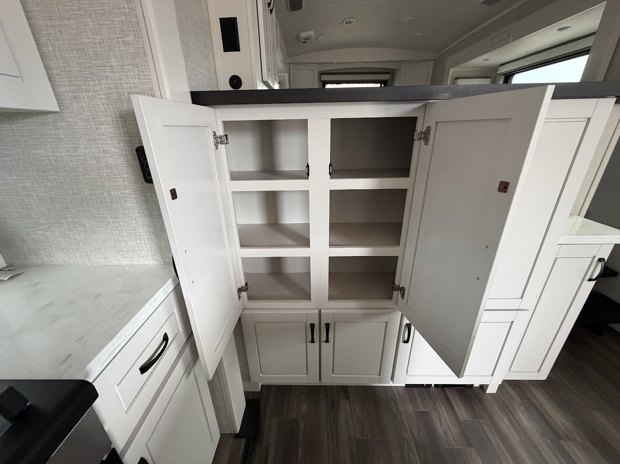 2025 JAYCO NORTH POINT 382FLRB - Image 19