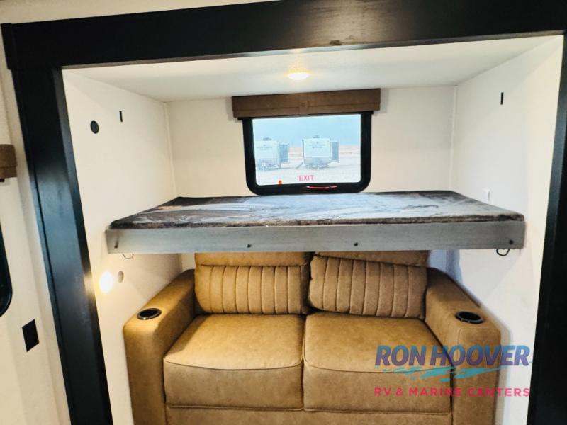 2026 PALOMINO 429LFT - Image 30